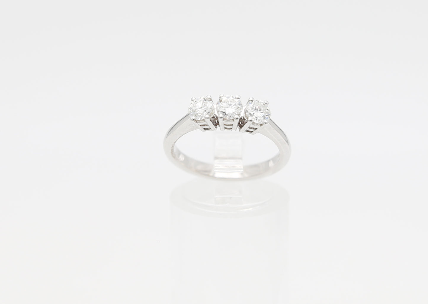 Anello in oro e diamanti