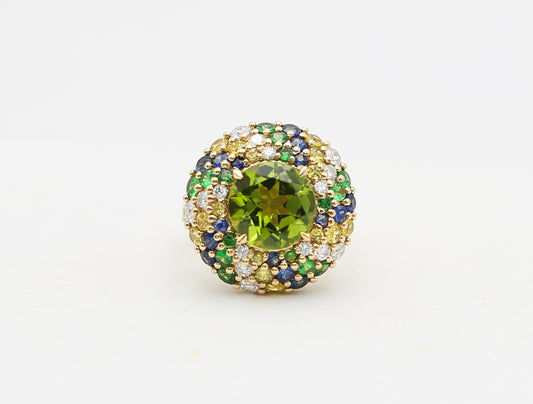 Anello in oro con pietre