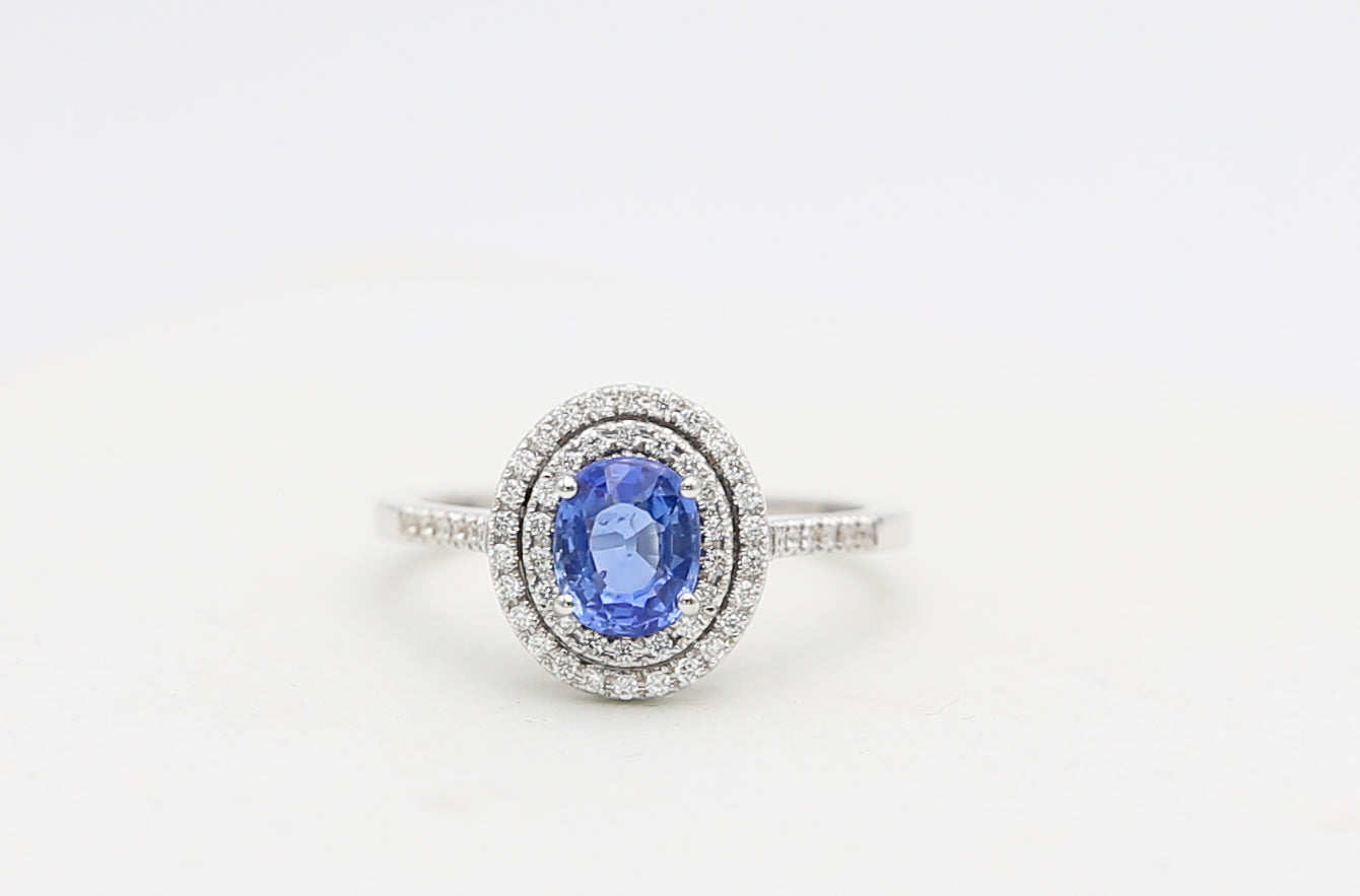 Anello in oro zaffiro e diamanti