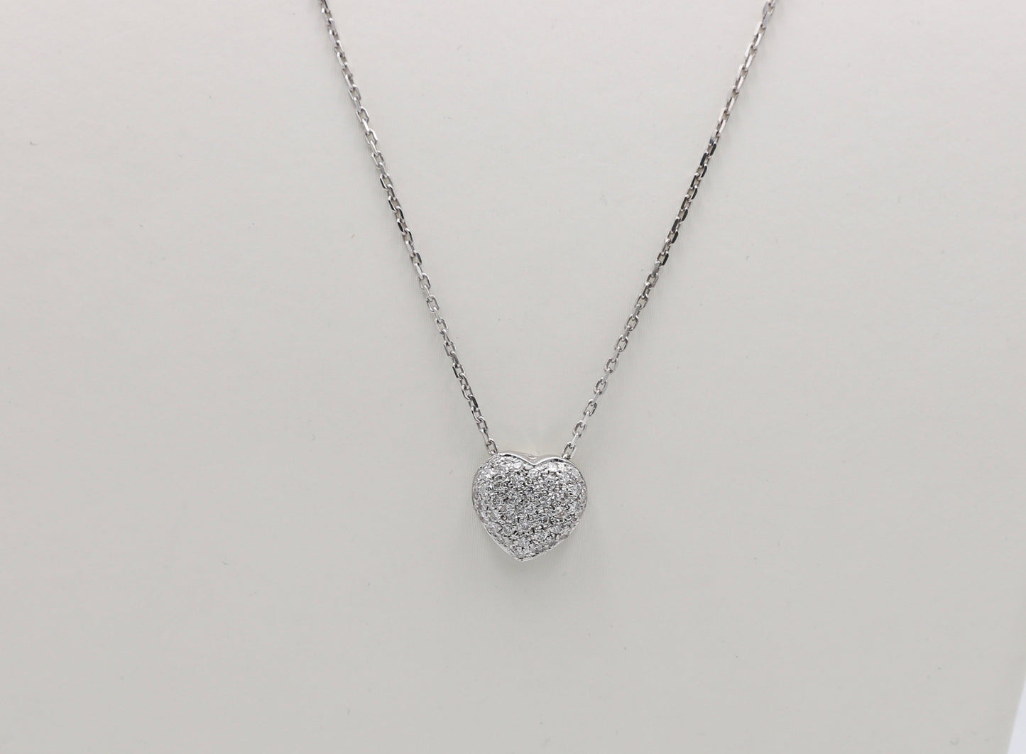Catena oro pendente con diamanti