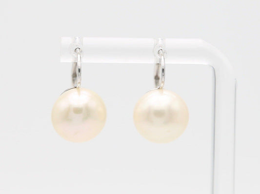 Orecchini in oro con perle
