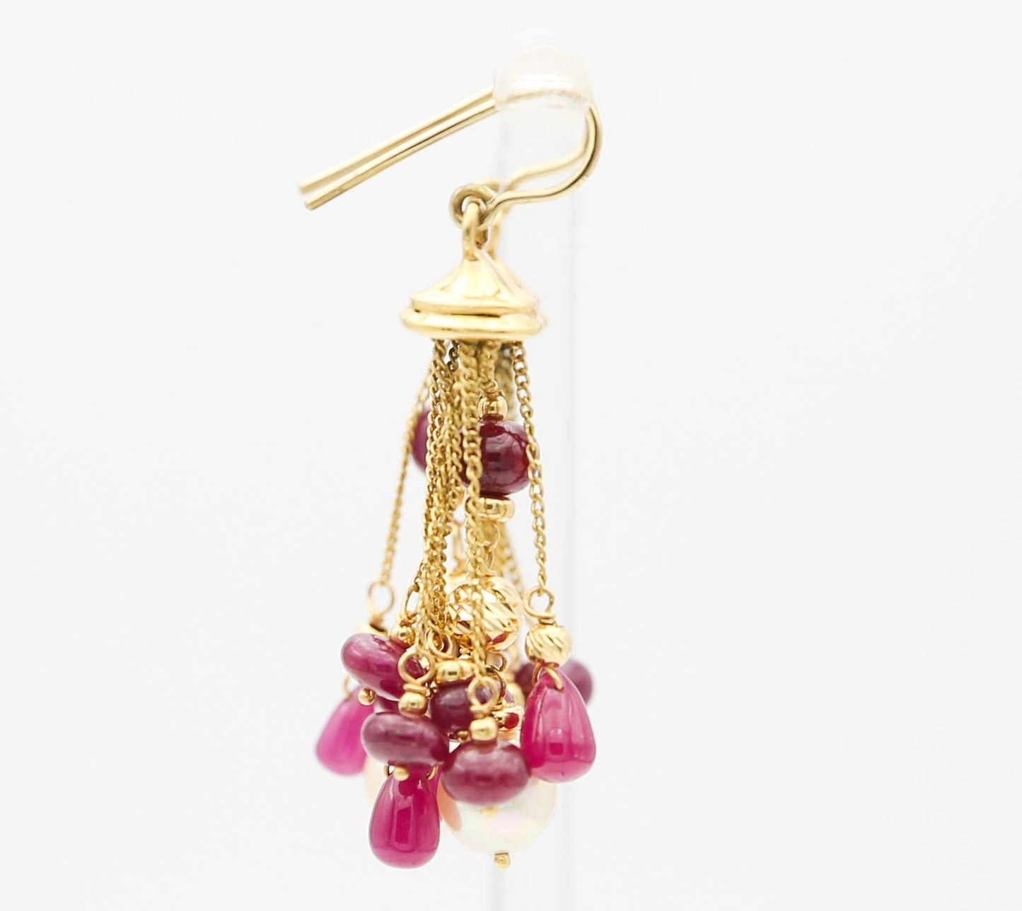 Orecchini in oro con rubini e perle