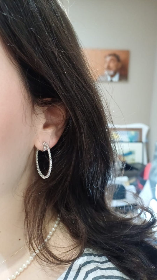 Orecchini cerchi in oro 18kt con diamanti