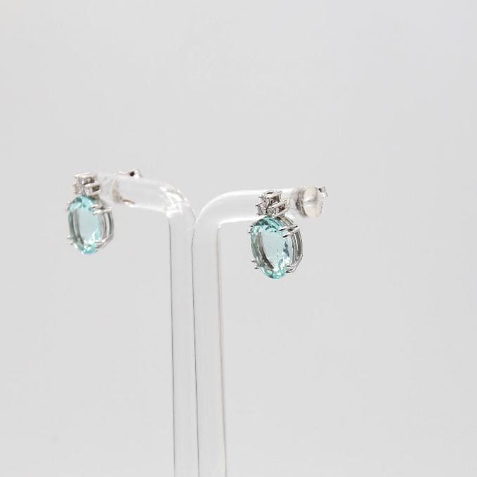 White gold earrings with aquamarine and diamonds