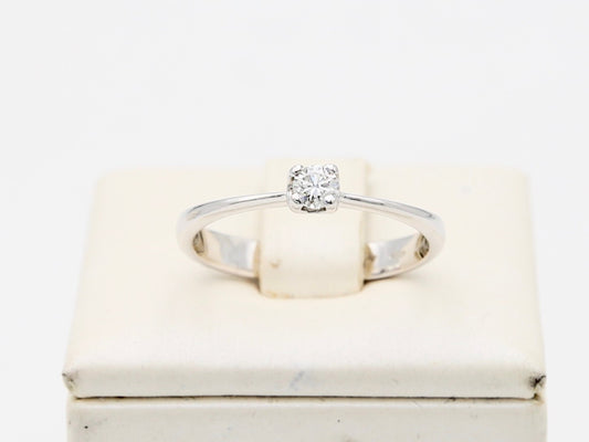 Solitaire with diamond