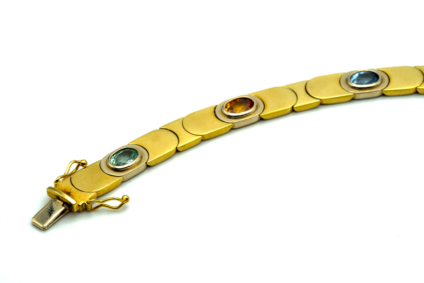 Bracciale in oro giallo con pietre